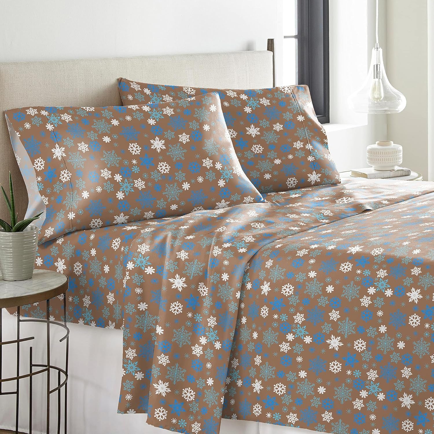 Heavy Weight Flannel Cotton Sheet Set, King, Snow Flakes/Tan